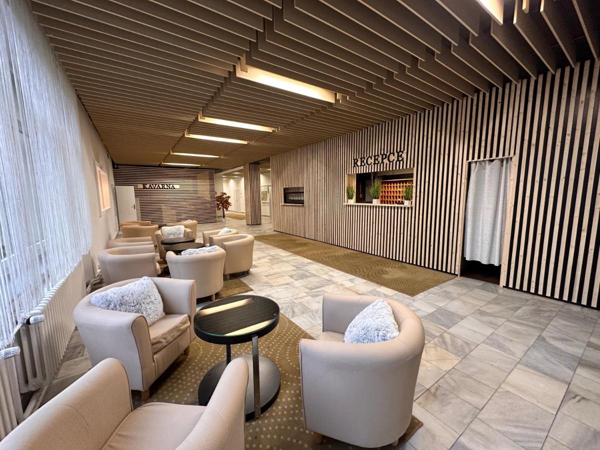 Horsky Hotel Jelenovska S Bazenem V Cene Valašské Klobouky 외부 사진